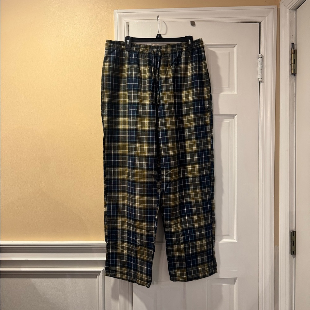 L.L. Bean Black and Yellow Sweatpants Comfortable Joggers